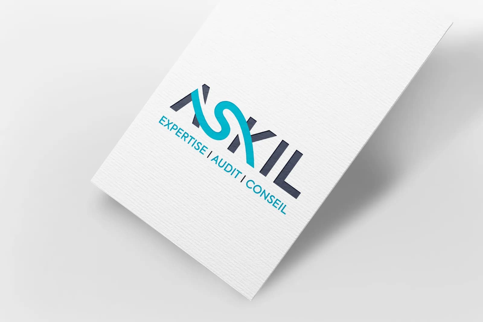 Declinaisons du logo et de l'identite Askil sur differents supports, Unik Studio